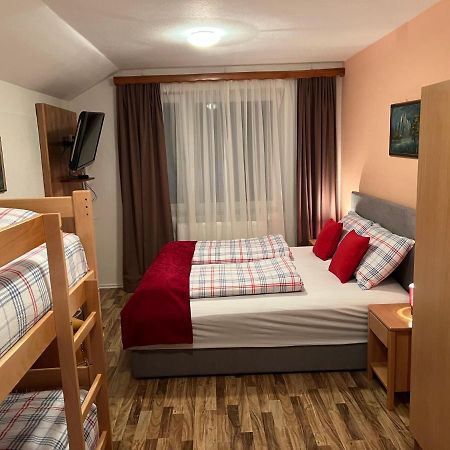 Hotel Central Власич Экстерьер фото