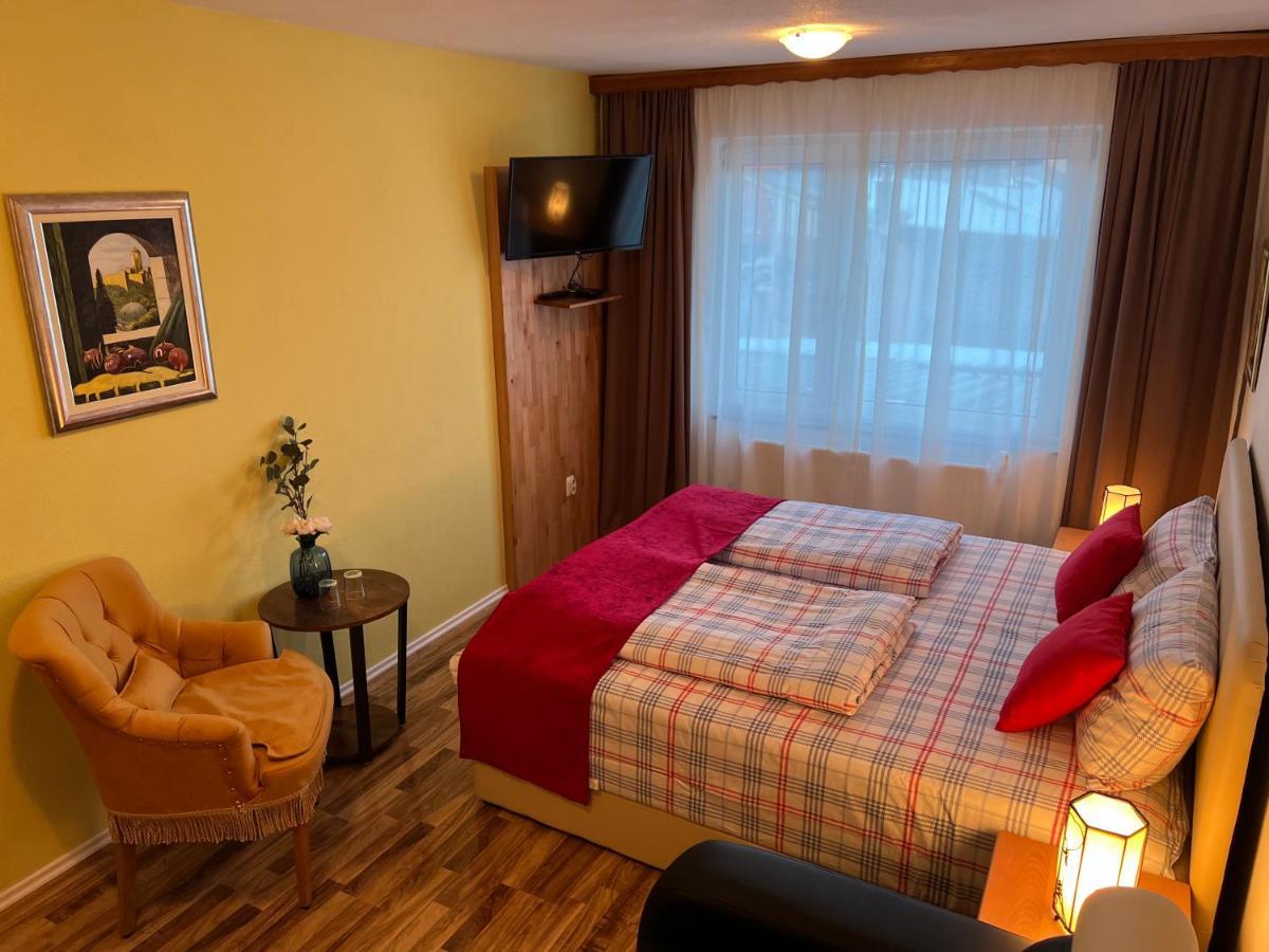 Hotel Central Власич Экстерьер фото